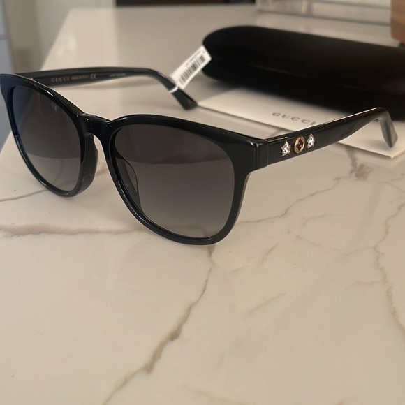 Gucci Accessories - GUCCI 57mm Square Sunglasses